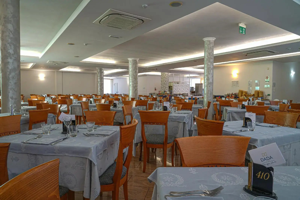 Отель Dasamo Dada Hotels