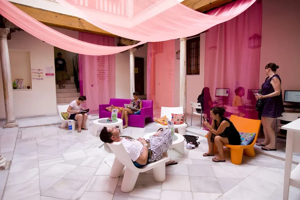 White Nest Hostel