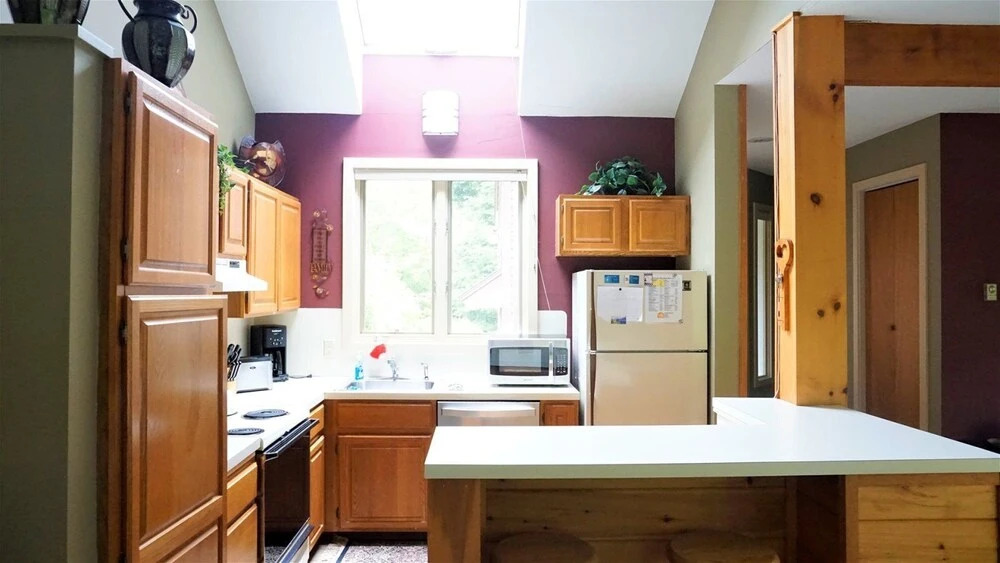 Pet Friendly Ski Vacation Condo in Waterville Valley Resort - Fri1v