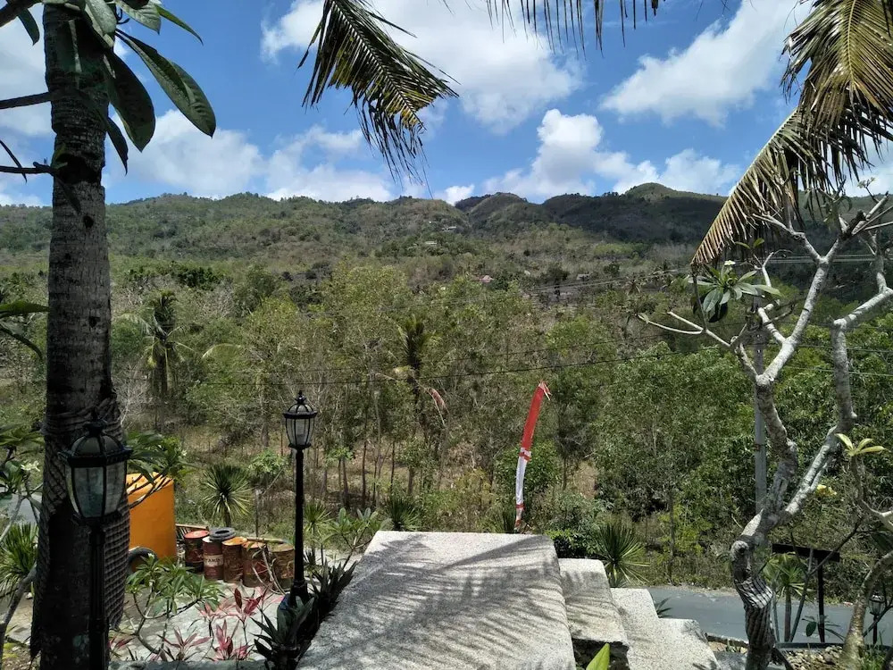 Tombong Limo Home Stay