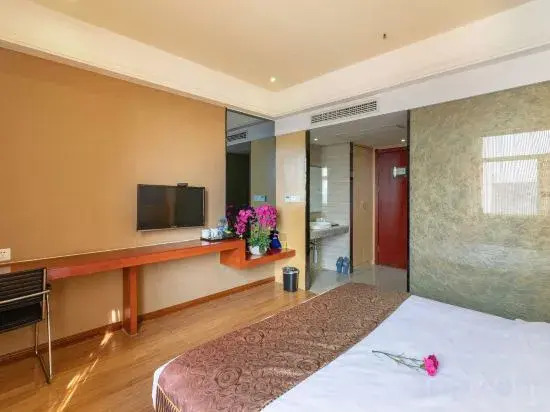 Licheng Hotel (Dazhong Road Pedestrian Street)