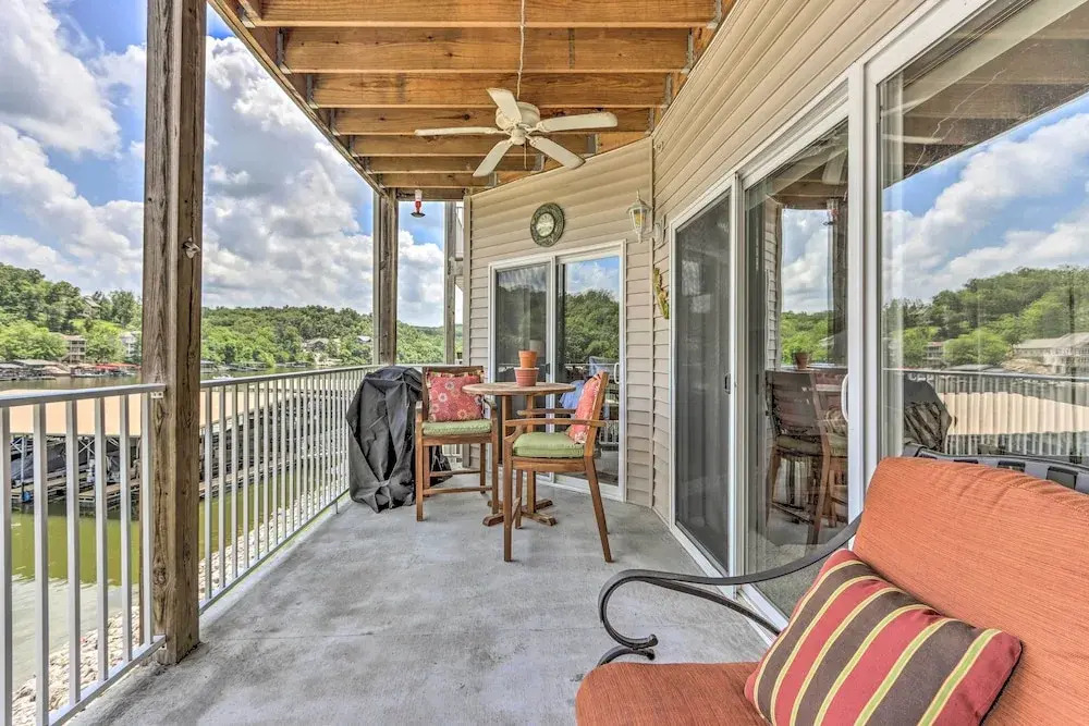 Lake & Poolside Fun! Water-view Camdenton Condo