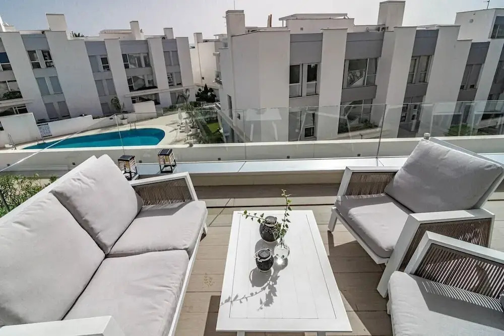 Lm11.1a- Modern Flat, Amazing Views