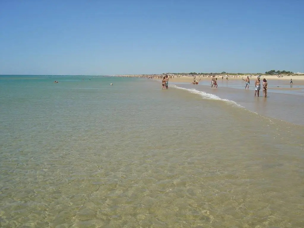 Two Bedroom Apartment in Manta Rota