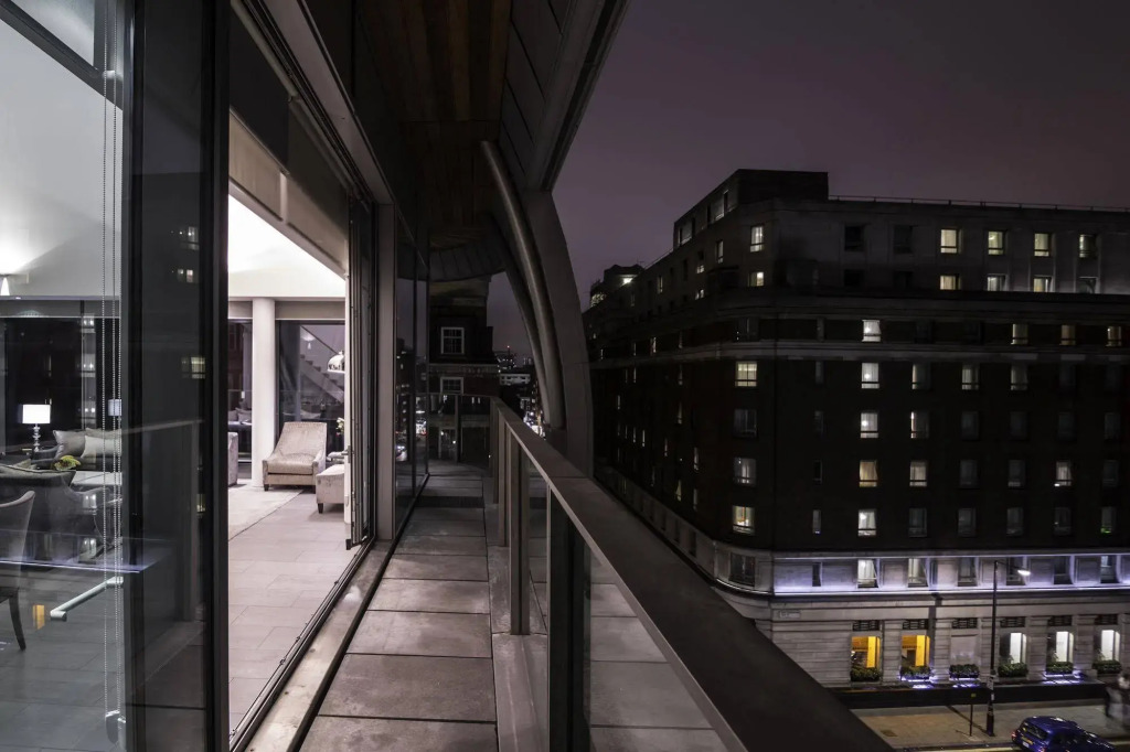 Chic Residency Apartments At Marble Arch