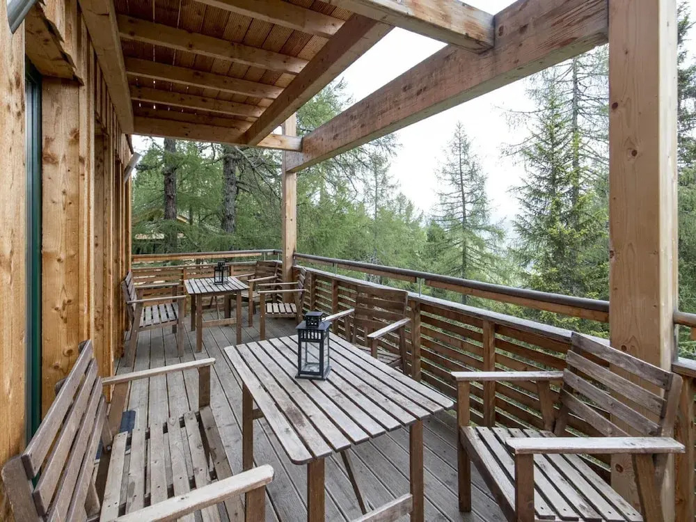 Attractive Chalet With hot tub