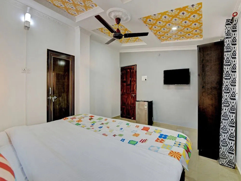 OYO 24176 Home Sea View Stay Anjuna Beach