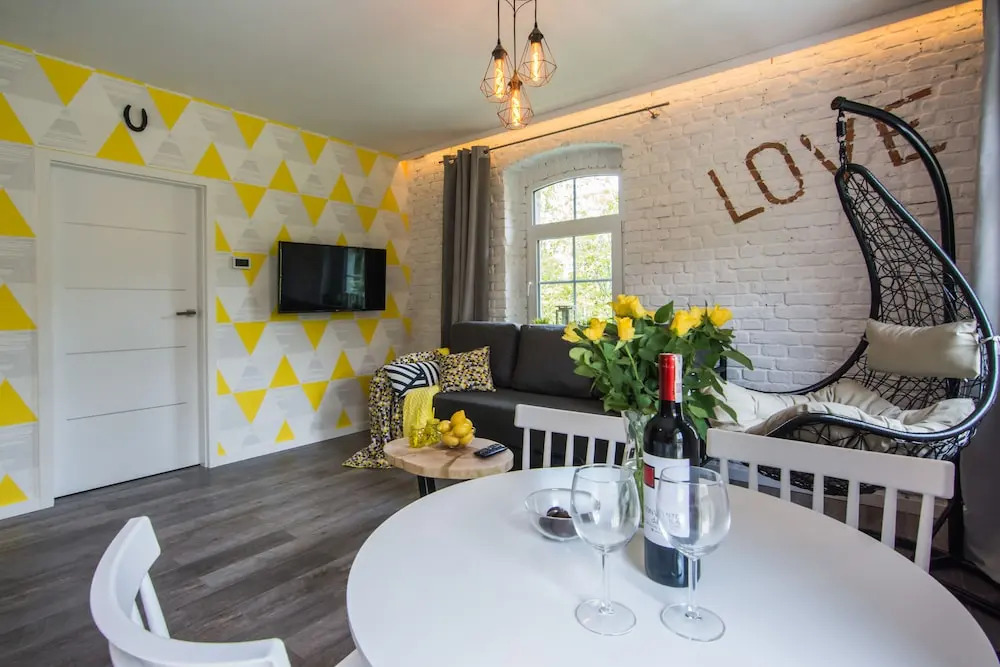 Apartamenty hoteLOVE z biokominkiem Stara Kuźnia