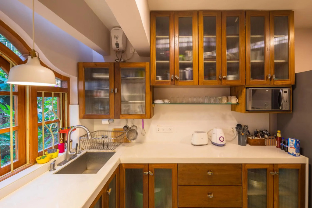 SaffronStays Birdsong, 3 BDR Pet-friendly Villa in Madh Island