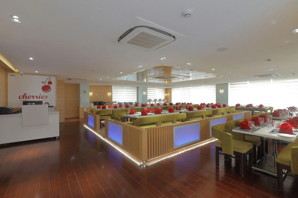 Hotel Silver Heights