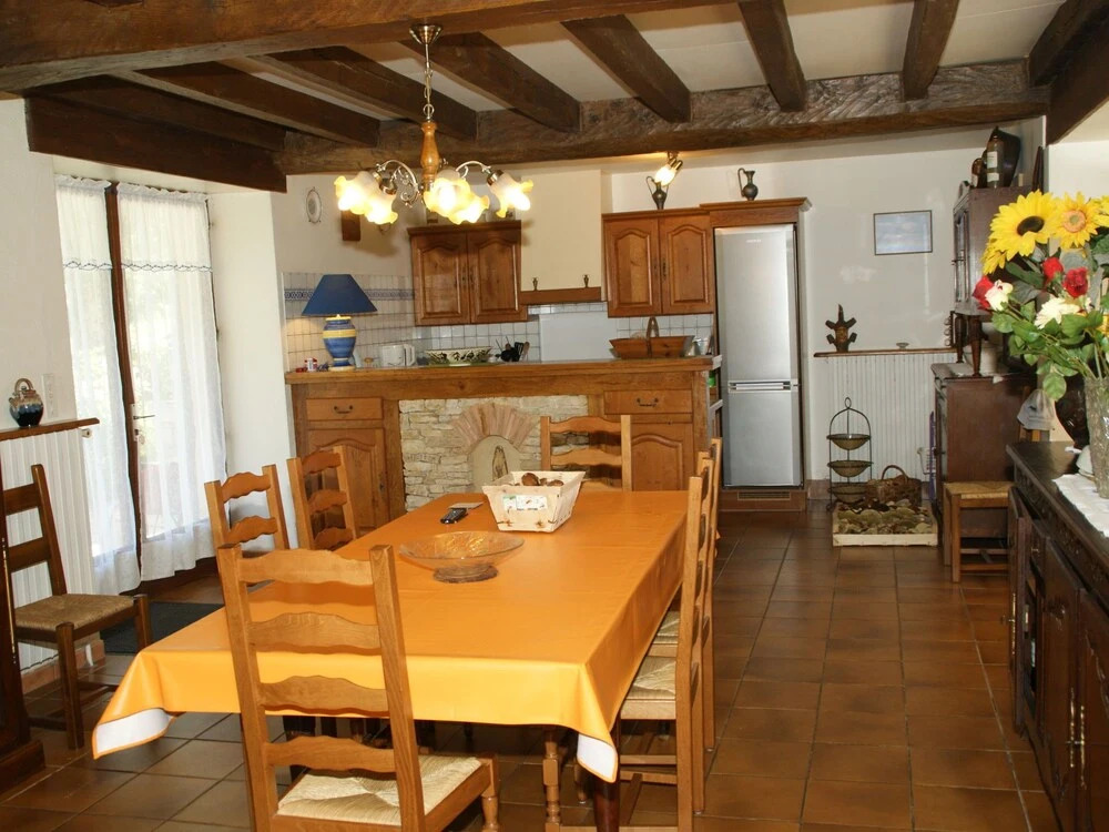 Cozy Holiday Home in Villefranche-du-Perigord with TV