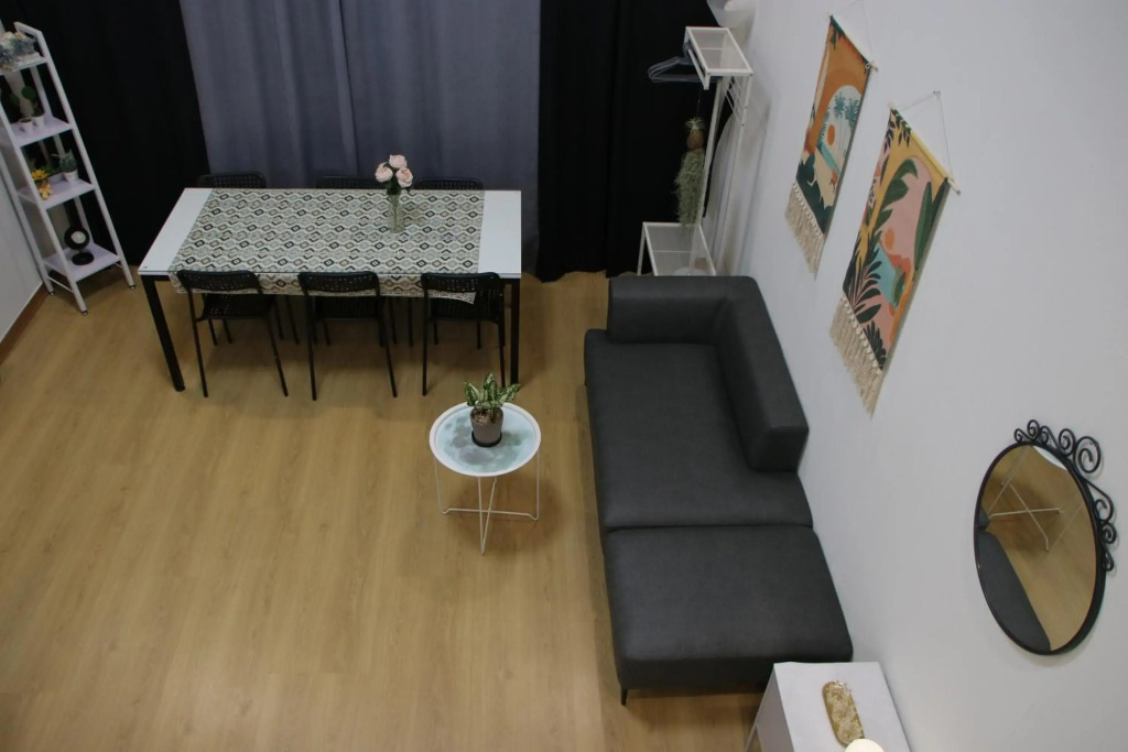 Hongdae Residence - 1min from Hongik Uni station Exit #1