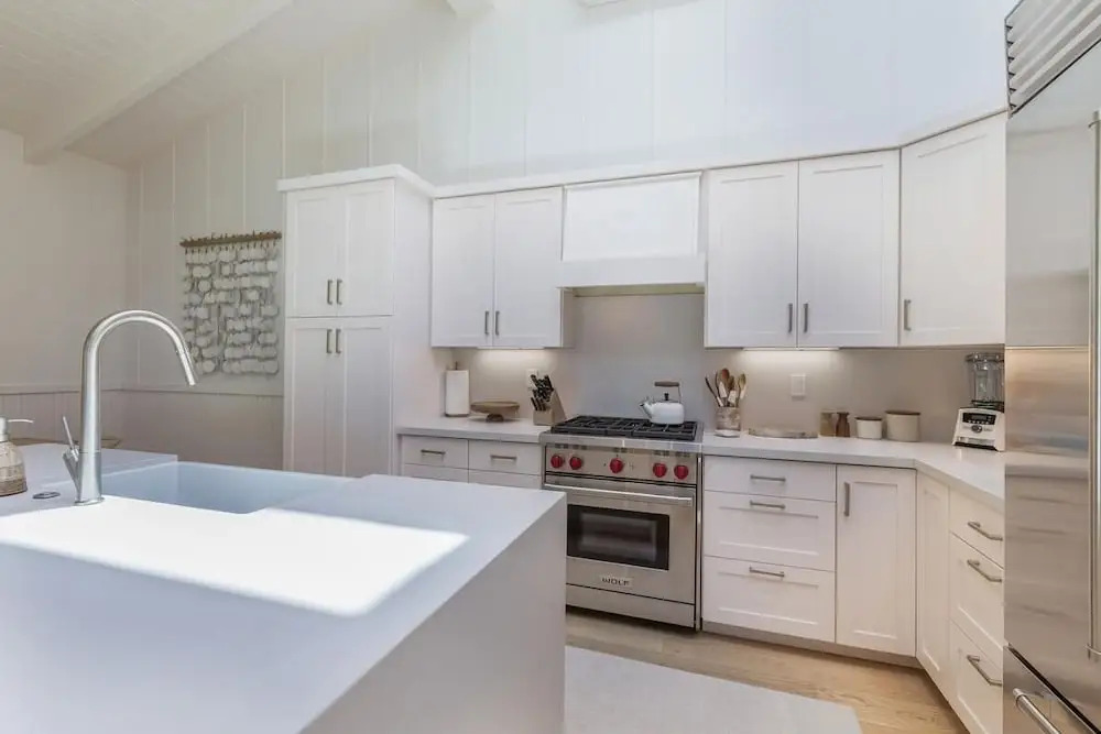 Camp Alealea 6 Bedroom Home by RedAwning
