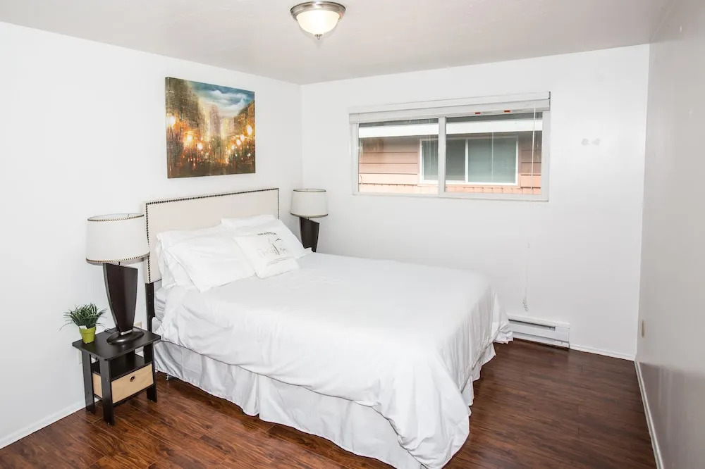 Seattle Skyline Supreme - New Apt - Sleeps 6