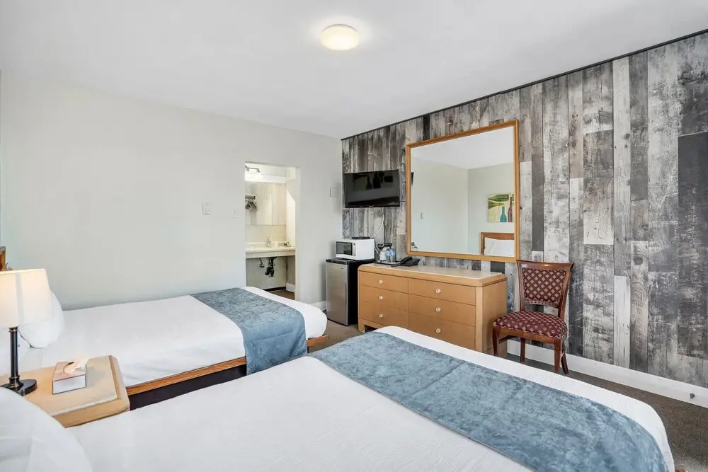 Hotel Port Colborne ON