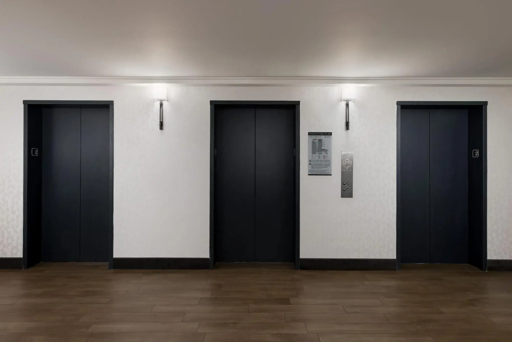 Hotel Caza