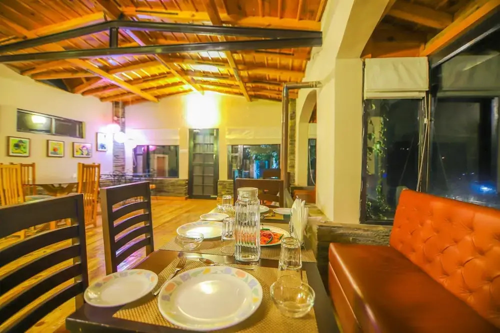 V Resorts Bob's Place Nathuakhan