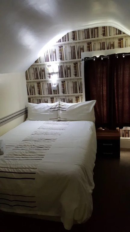 Portsmouth Inns