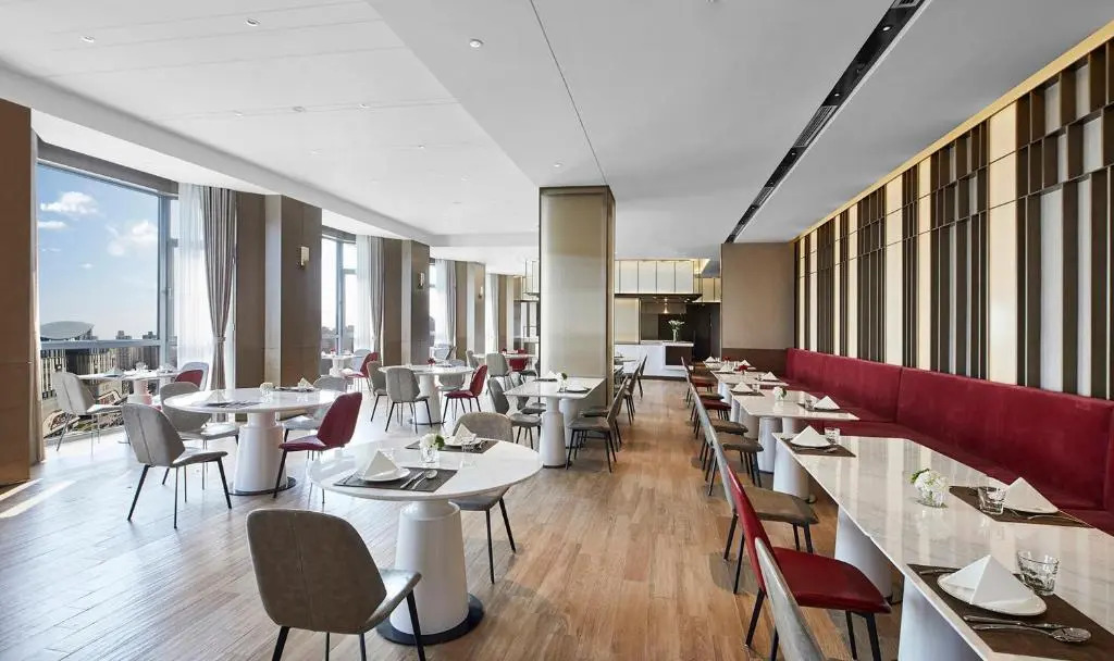 Holiday Inn Shanghai Huaxia by IHG