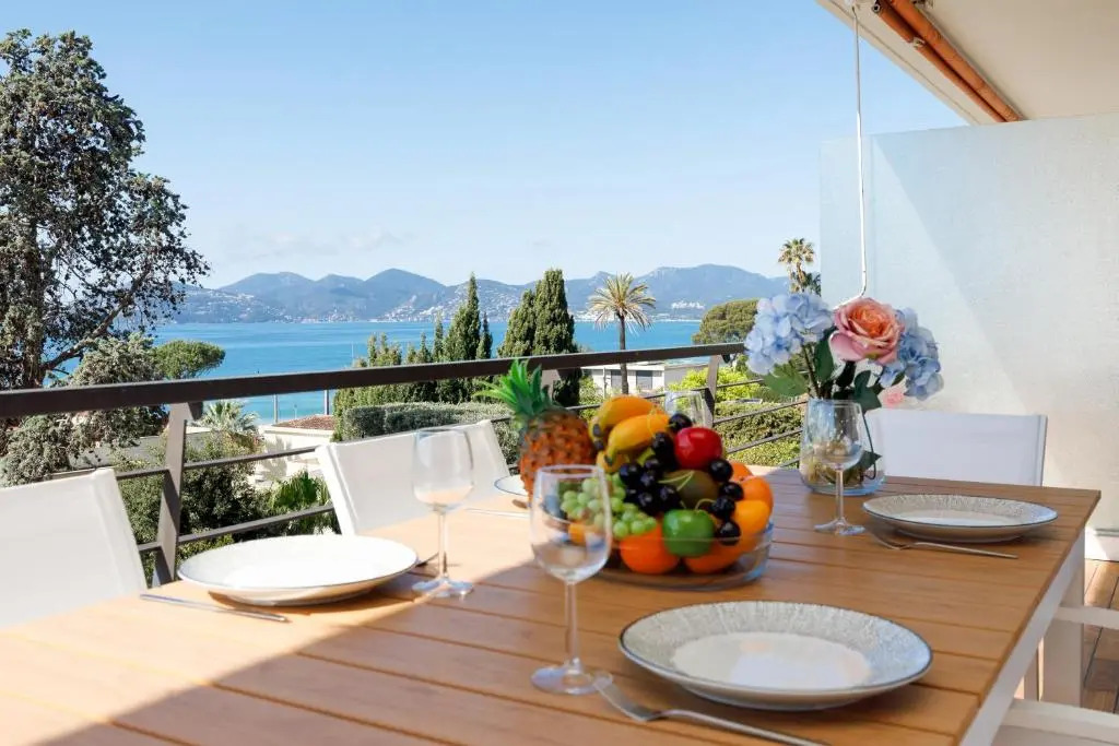 Suite Riviera - Sea View - Clim - Plage - Residence de standing - Parking