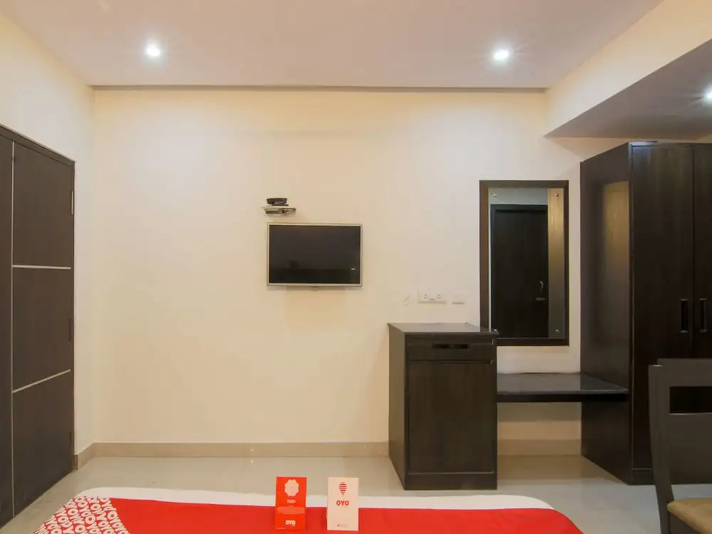 OYO 12768 Ramachandra Residency