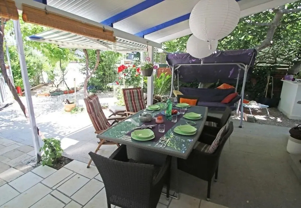 House Zeljko