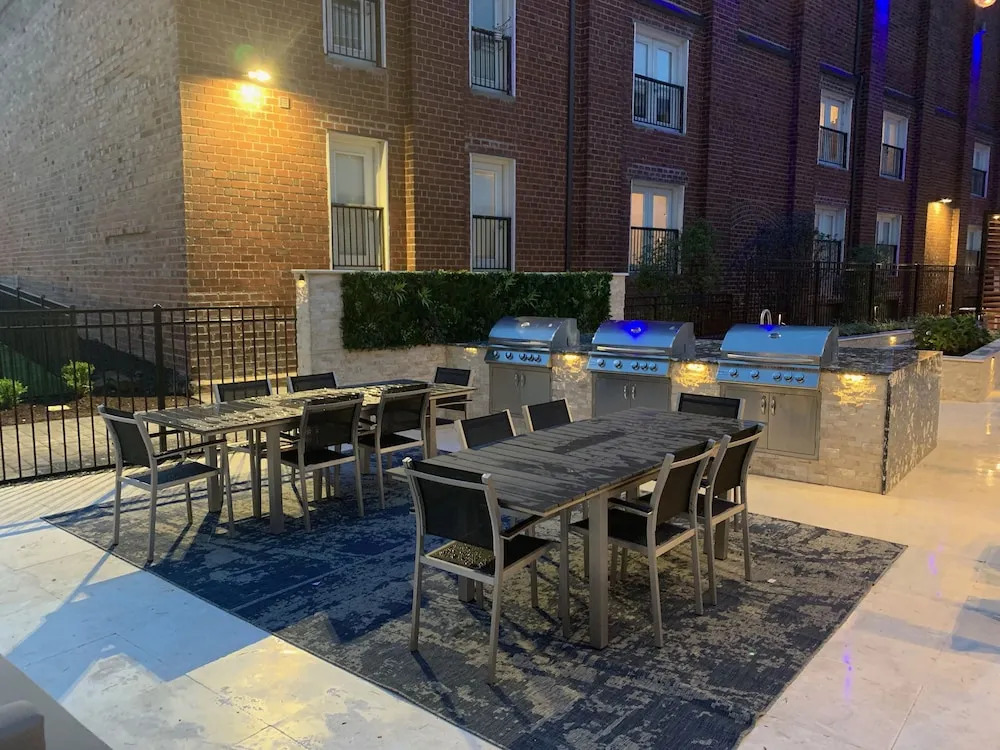 Steelyard Apartment