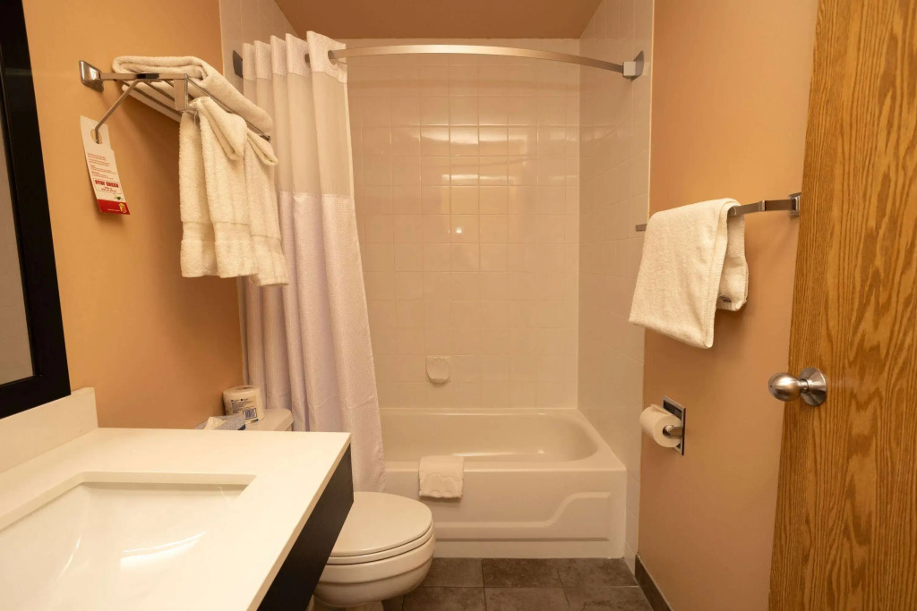 Ramada by Wyndham Cranbrook