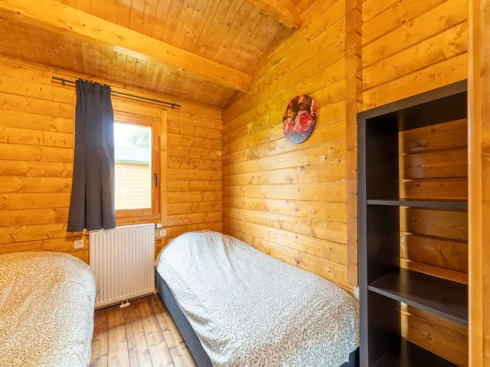 Chalet in Brabant Near Nature Reserves
