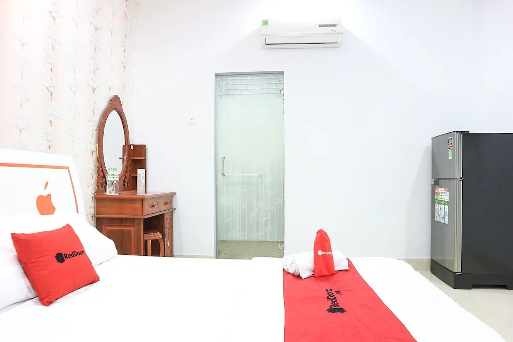 Reddoorz Near Khu che xuat Tan Thuan