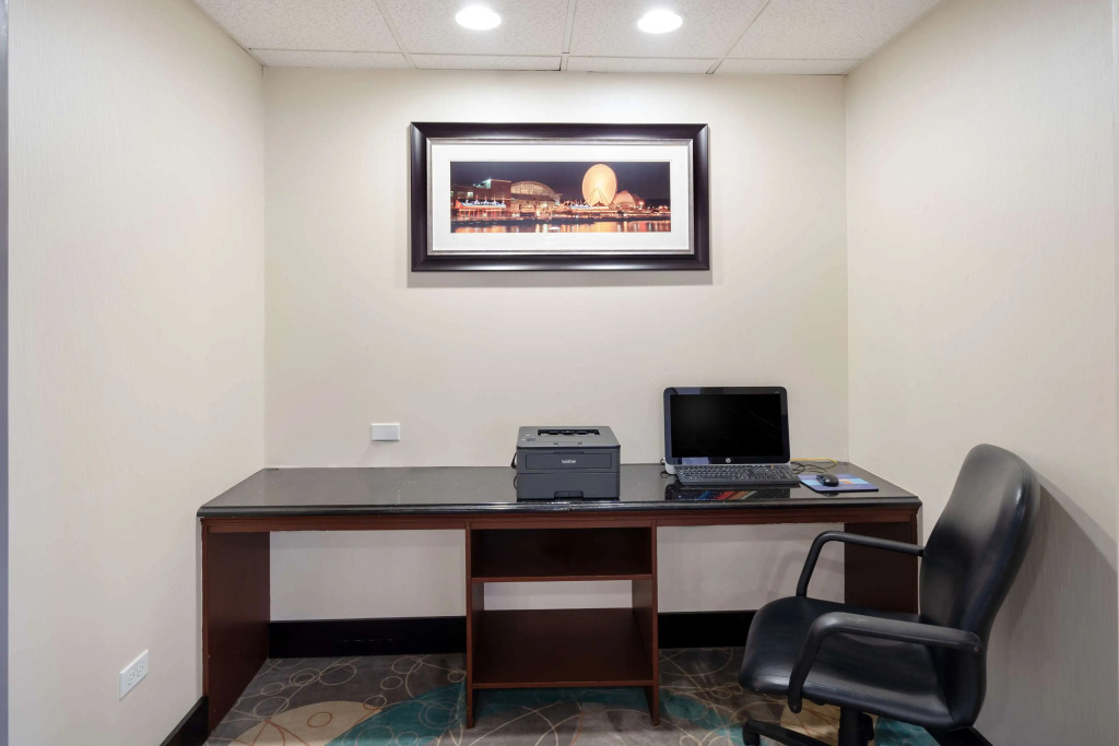Best Western Plus Chicagoland - Countryside