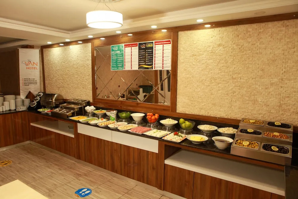 Van Hotel