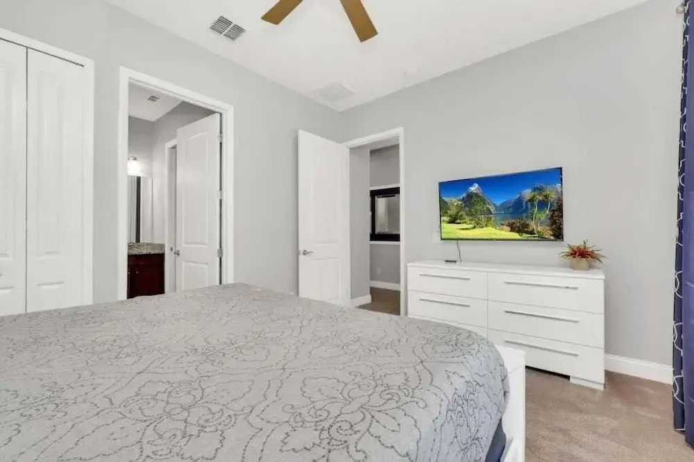 5 Bed Multiple Bunks Perfect For Kids With Pool! 5 Bedroom Townhouse