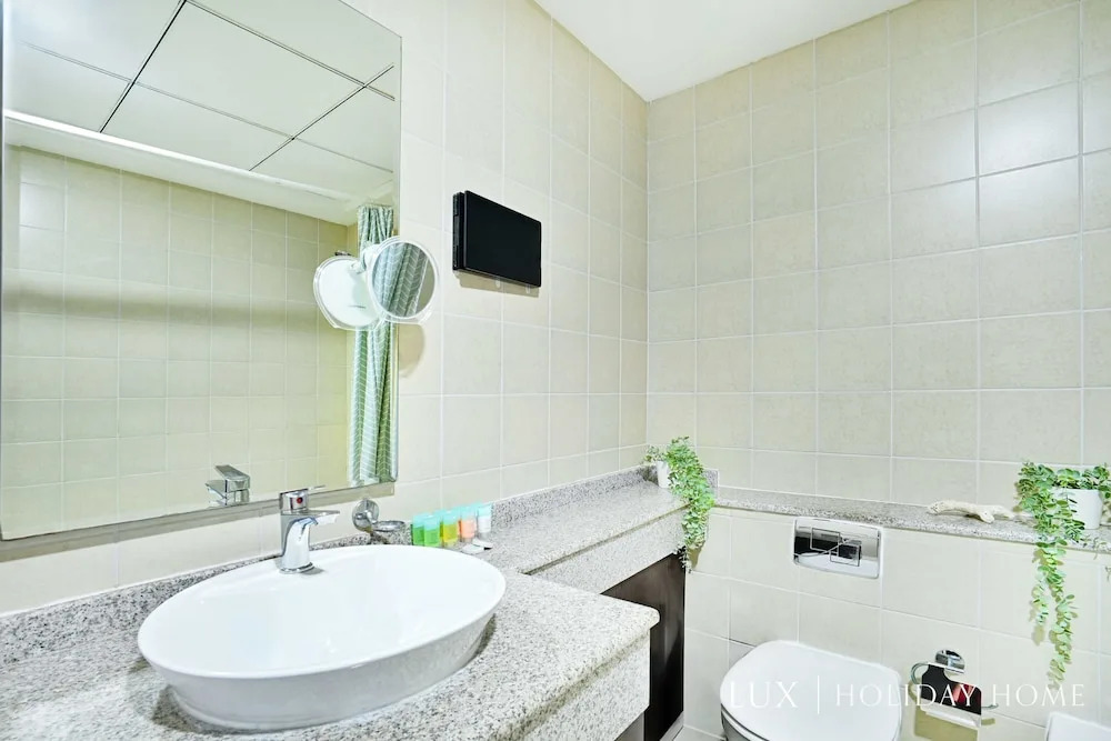 LUX The Dubai Marina View Suite