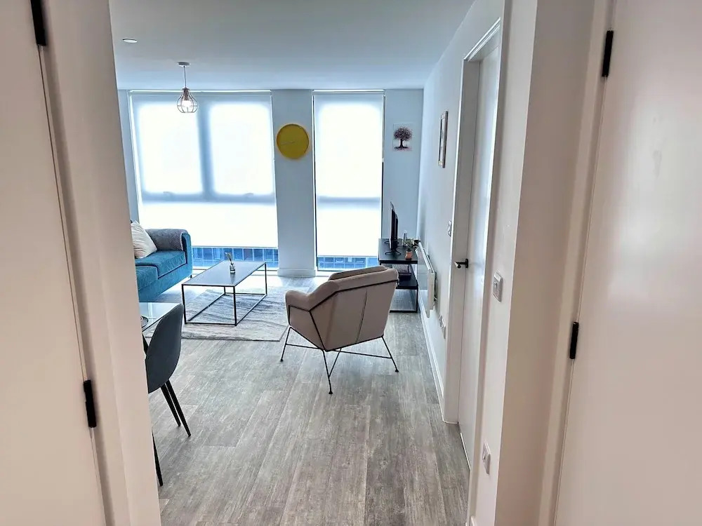 Sleeps 4 Central Ensuite - Cityview & Parking