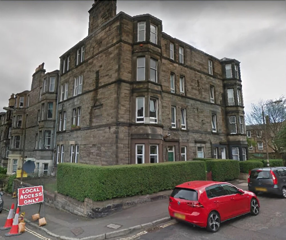 1 Bedroom Flat Near Holyrood Park