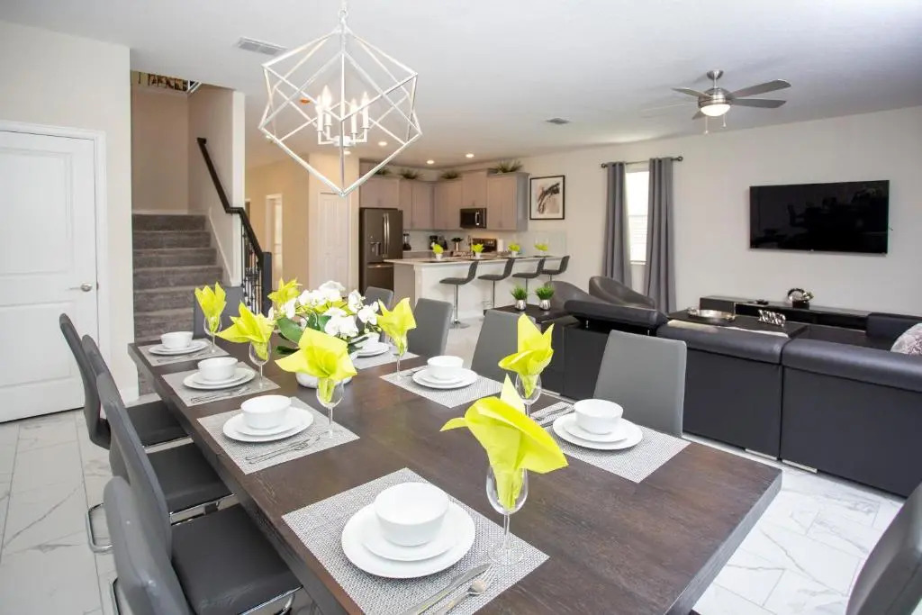 Stunning 8 Bd W/ Pool Close To Disney 2887