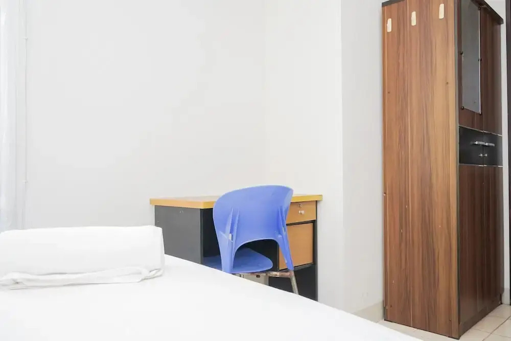 Sleek 2Br at Serpong Greenview Apartment Near BSD