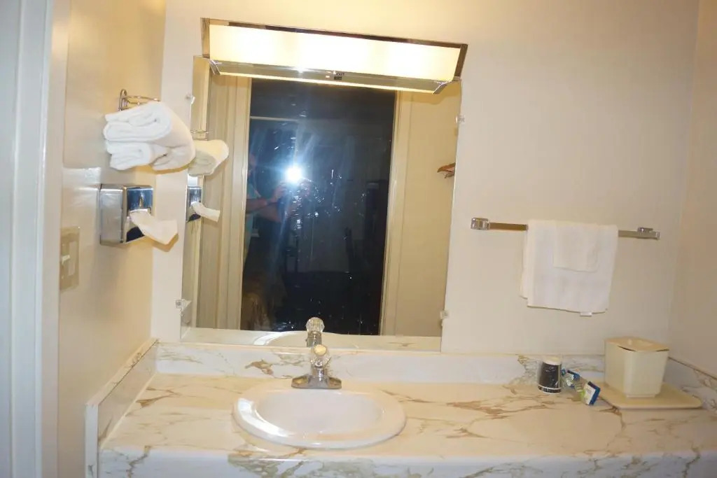 Country Squire inn and suites
