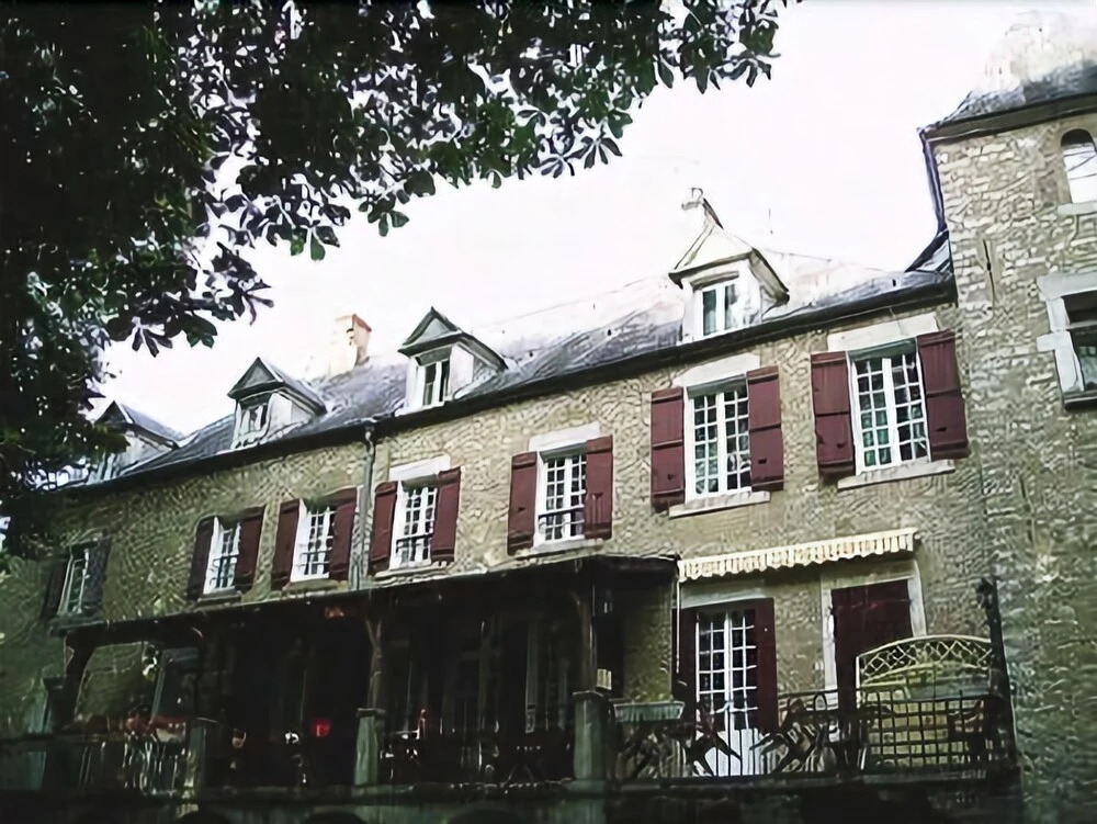 Logis Auberge Le Voutenay