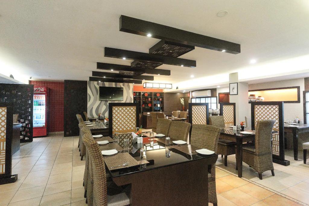 OYO 78419 Collection O Prime Santhome Inn