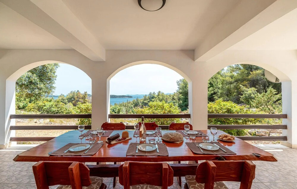 Beautiful Home in Prizba With Wifi and 3 Bedrooms