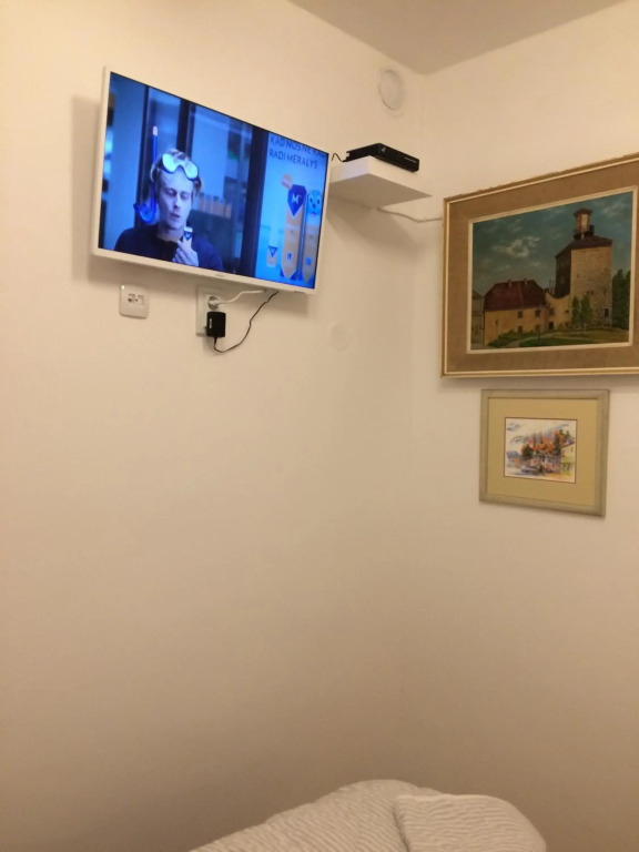 VERY CLOSE Studio Apartment