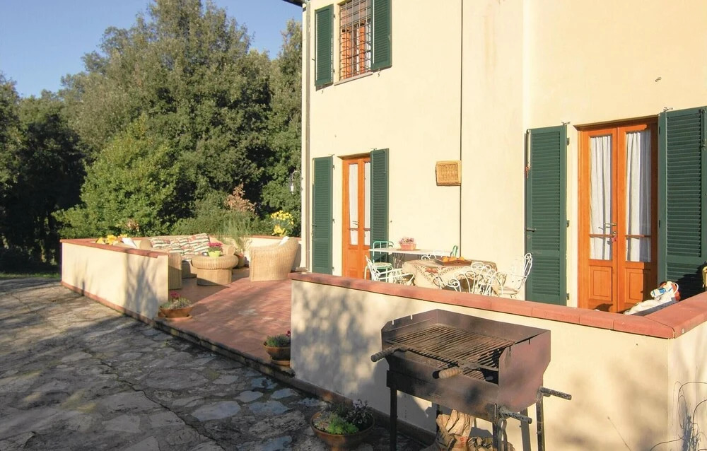 Lovely Home In Castelvecchio Di Comp With Wifi