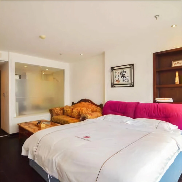 Fengling Inn Designer Boutique B&B (Dalian Xinghai Square Centennial Hui Branch)