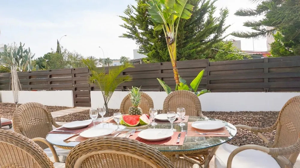 Villa Willow Mandali by Ezoria Villas