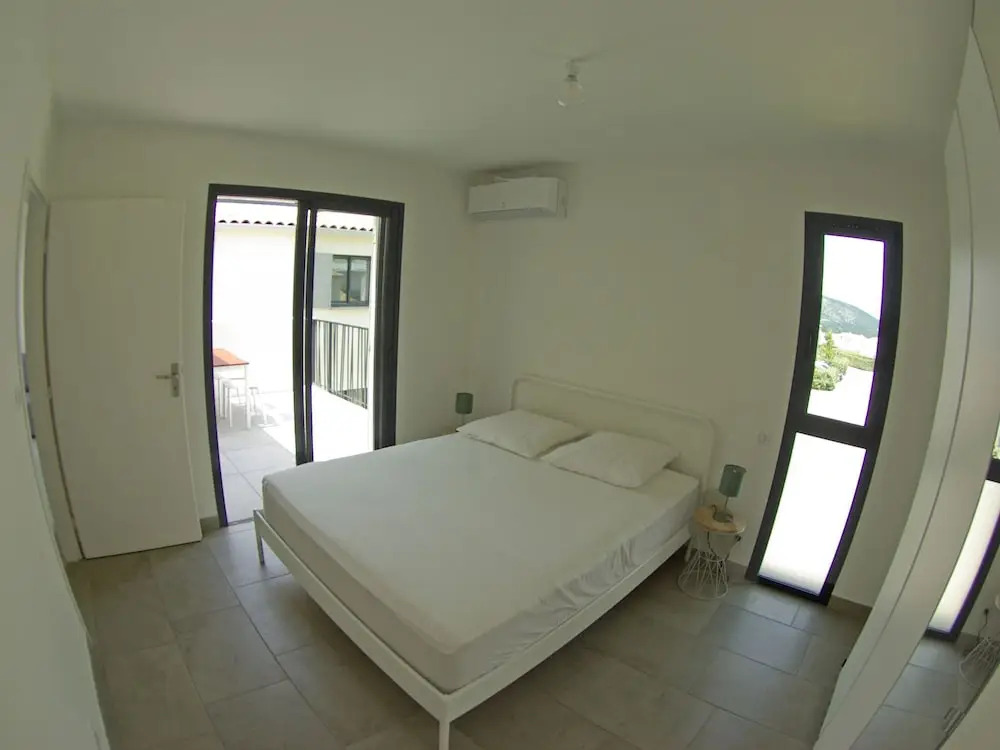 Attractive Holiday Home in Malaucène With Terrace