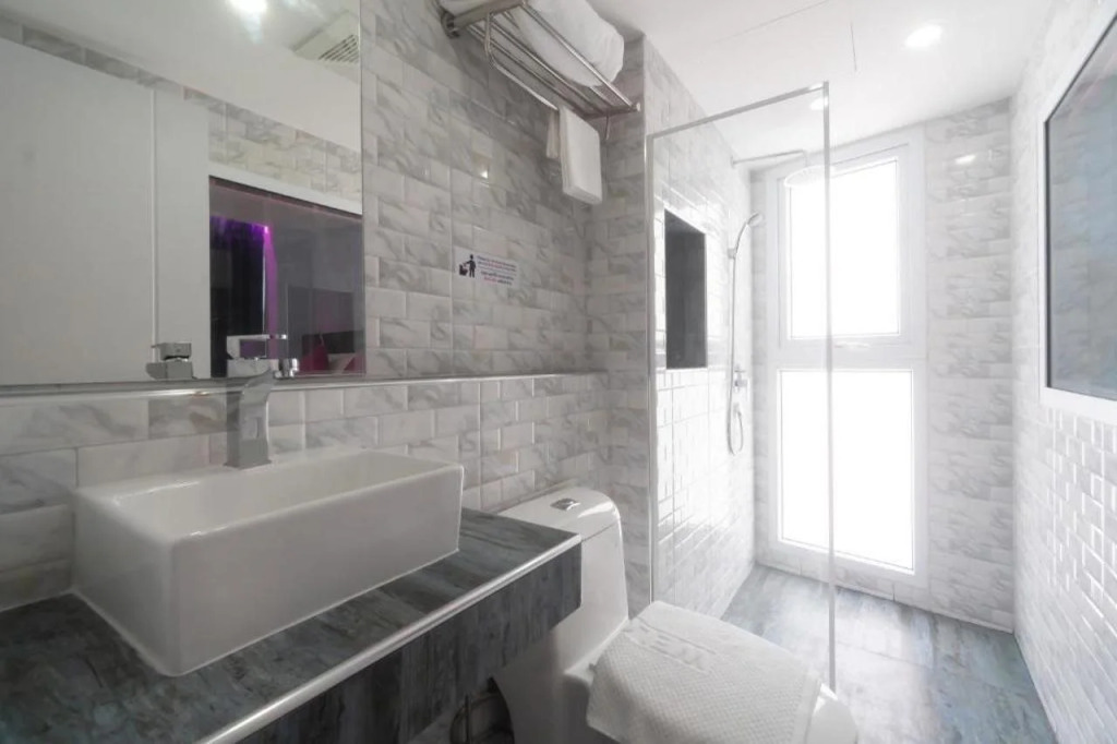 Spark Hotel