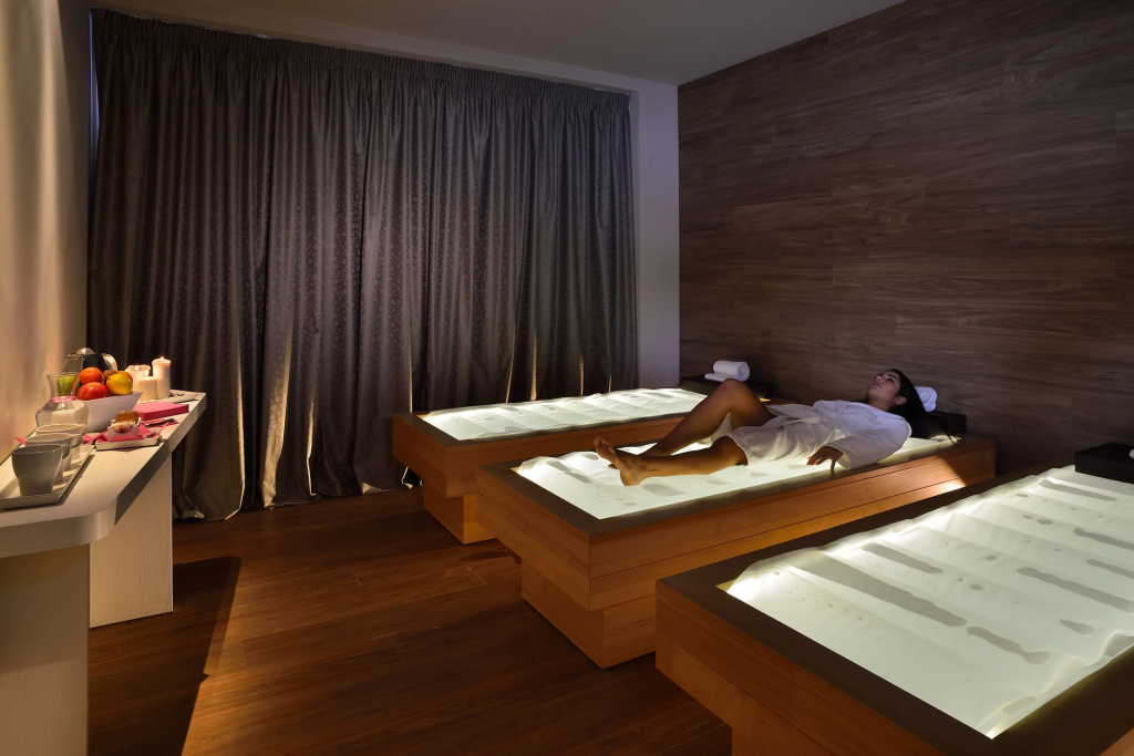 Embassy Hotel & Spa