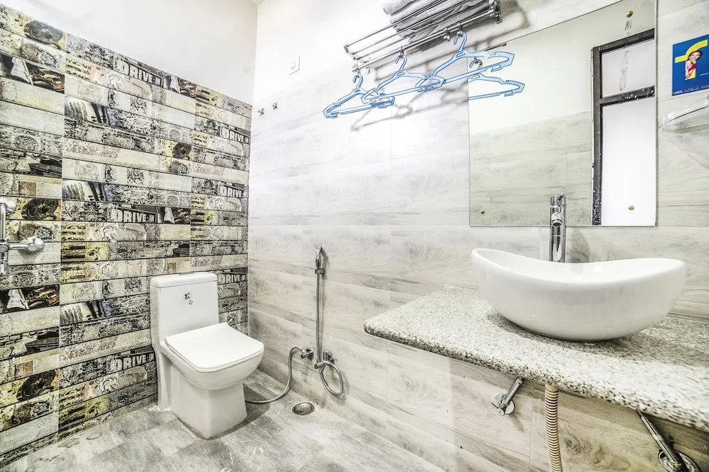 FabHotel White House